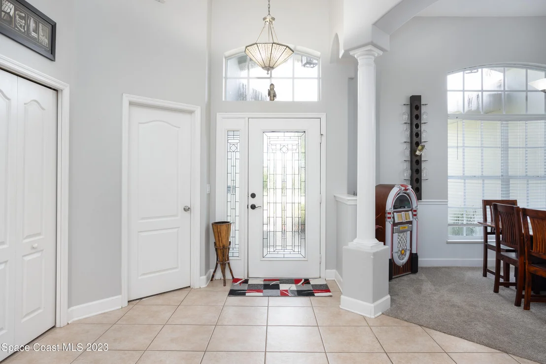 Photo of 1647 Auburn Lakes Drive