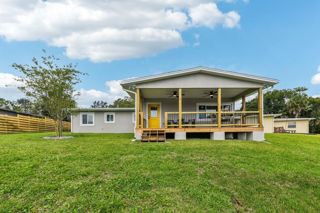 Photo of 581 Hillside Court