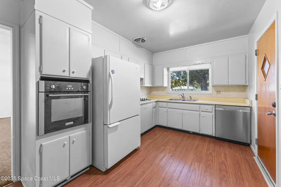 Photo of 1173 Sun Circle E