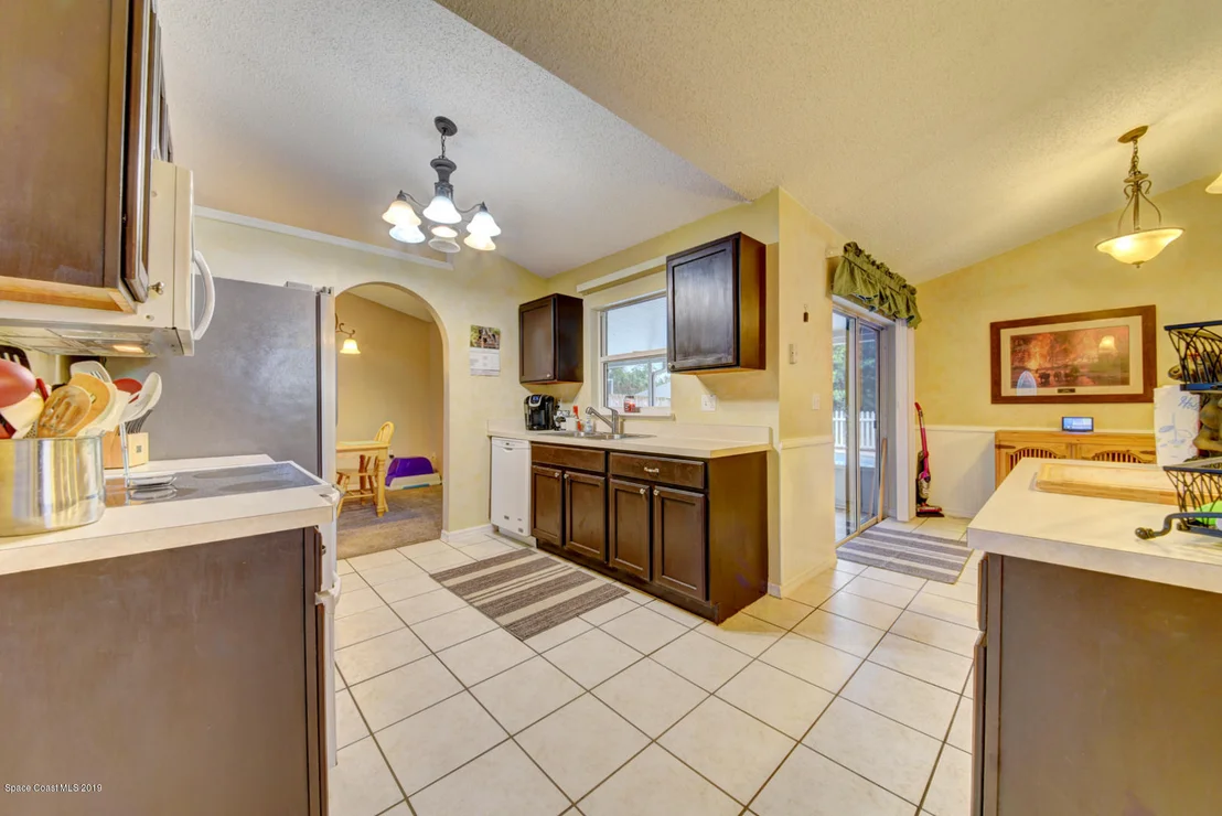 Photo of 6272 Bamboo Avenue