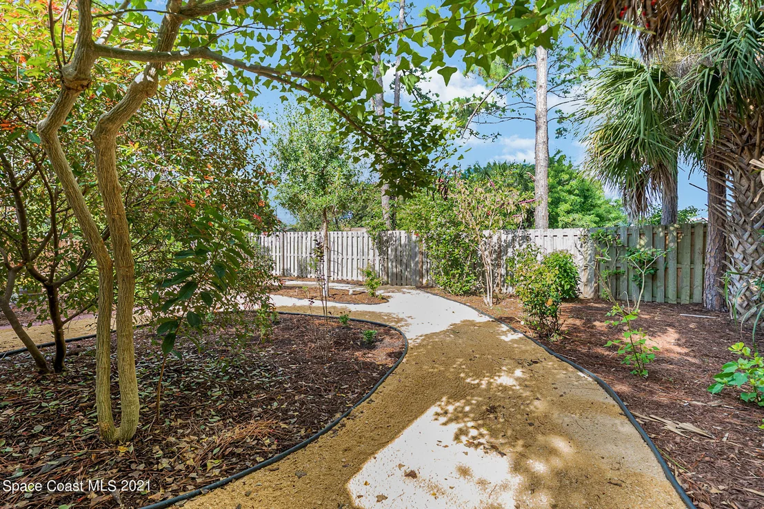 Photo of 5576 Flint Road