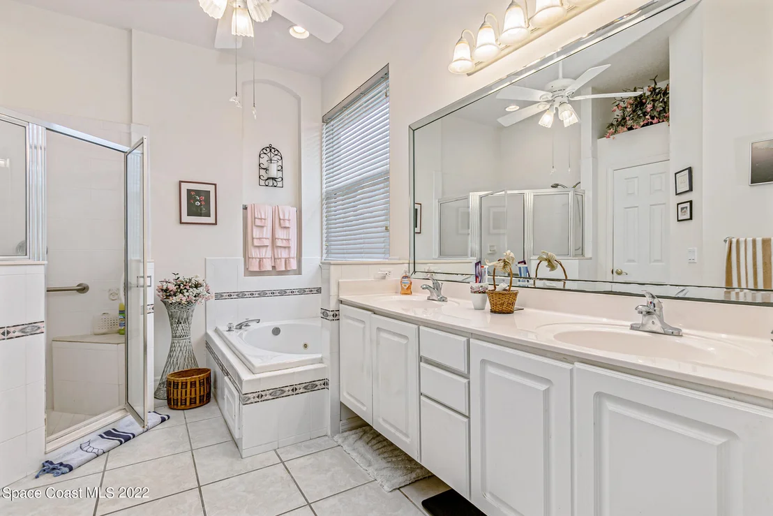 Photo of 796 Suntree Woods Drive