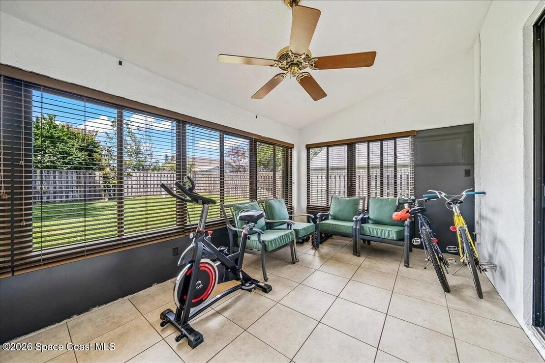 Photo of 2794 Nobility Avenue