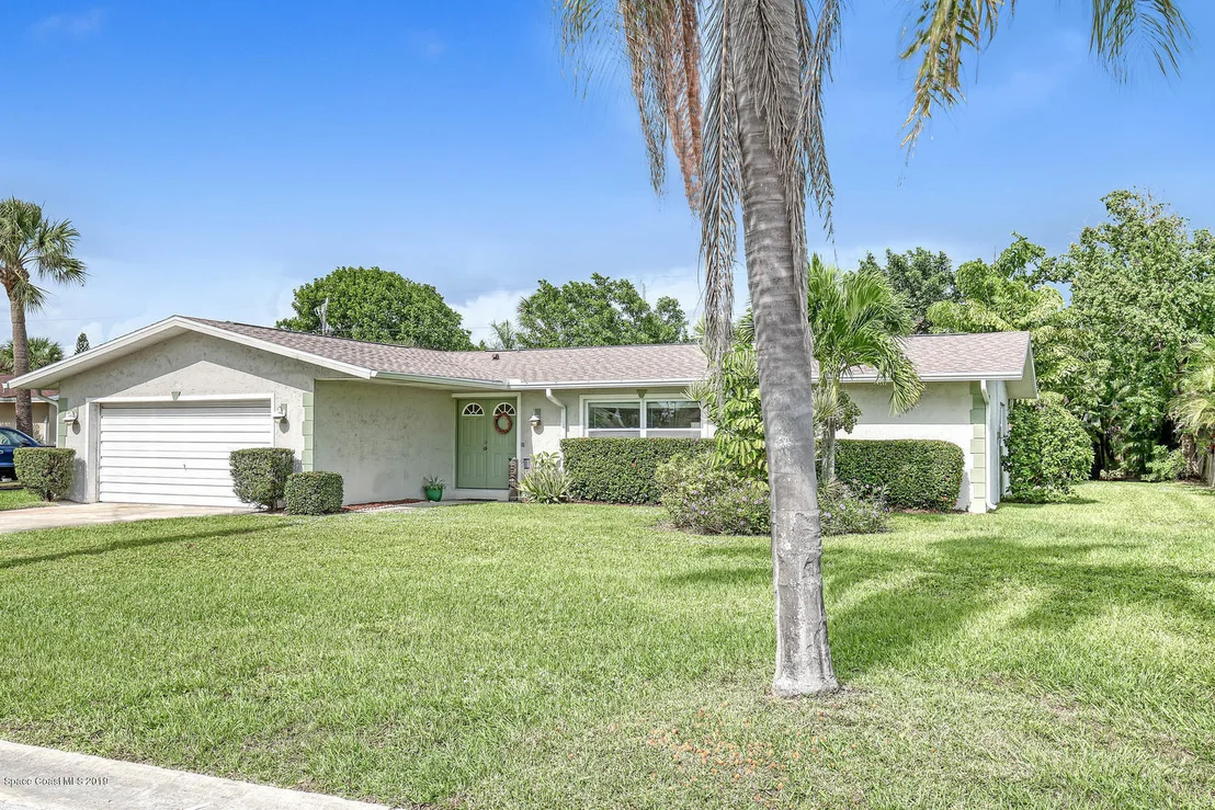 Photo of 402 Surf Road