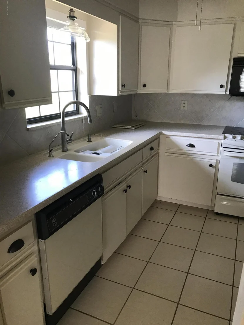 Photo of 3995 Tangle Drive