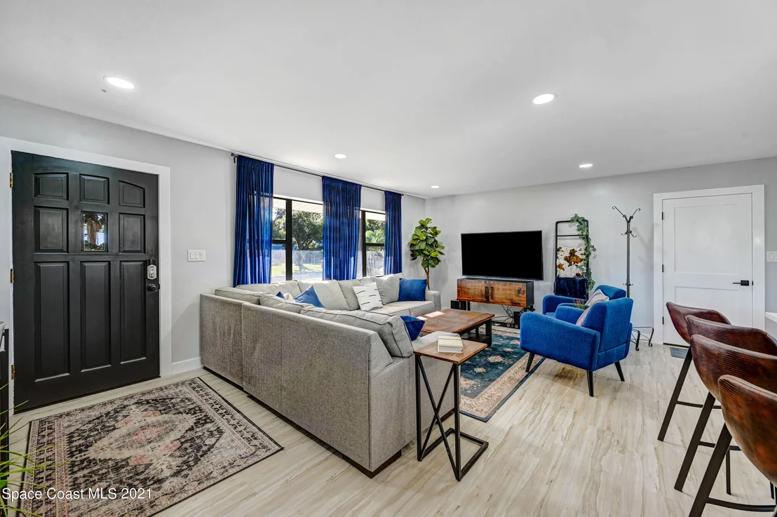 Photo of 128 Bluff Terrace