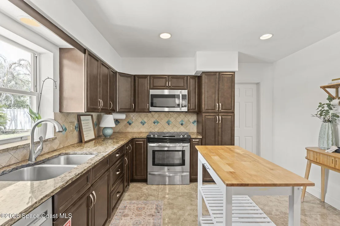 Photo of 415 Hibiscus Trail