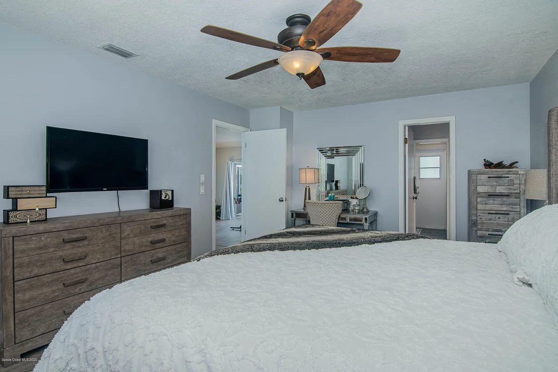 Photo of 485 Red Sail Way