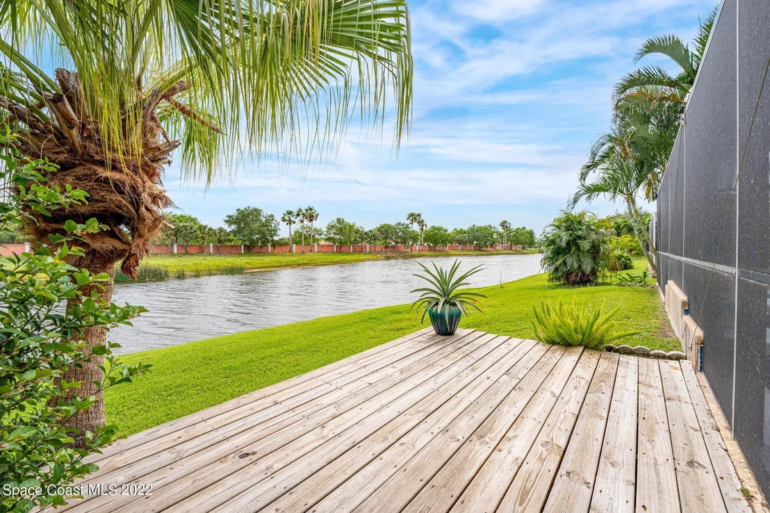 Photo of 380 Wickham Lakes Drive