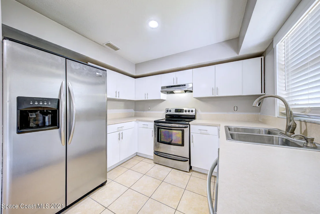 Photo of 2455 Mercury Drive
