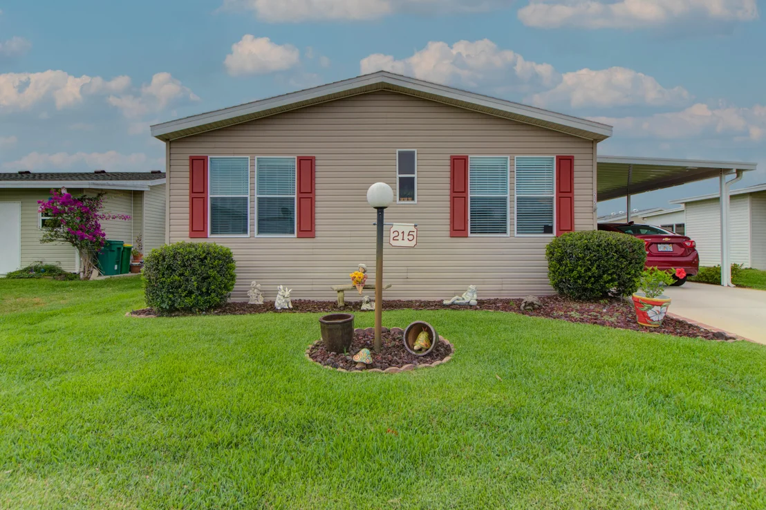 Photo of 215 Outer Drive