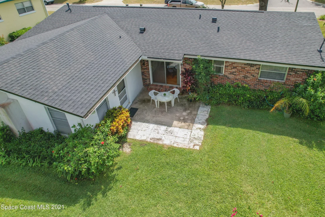 Photo of 940 Forest Road