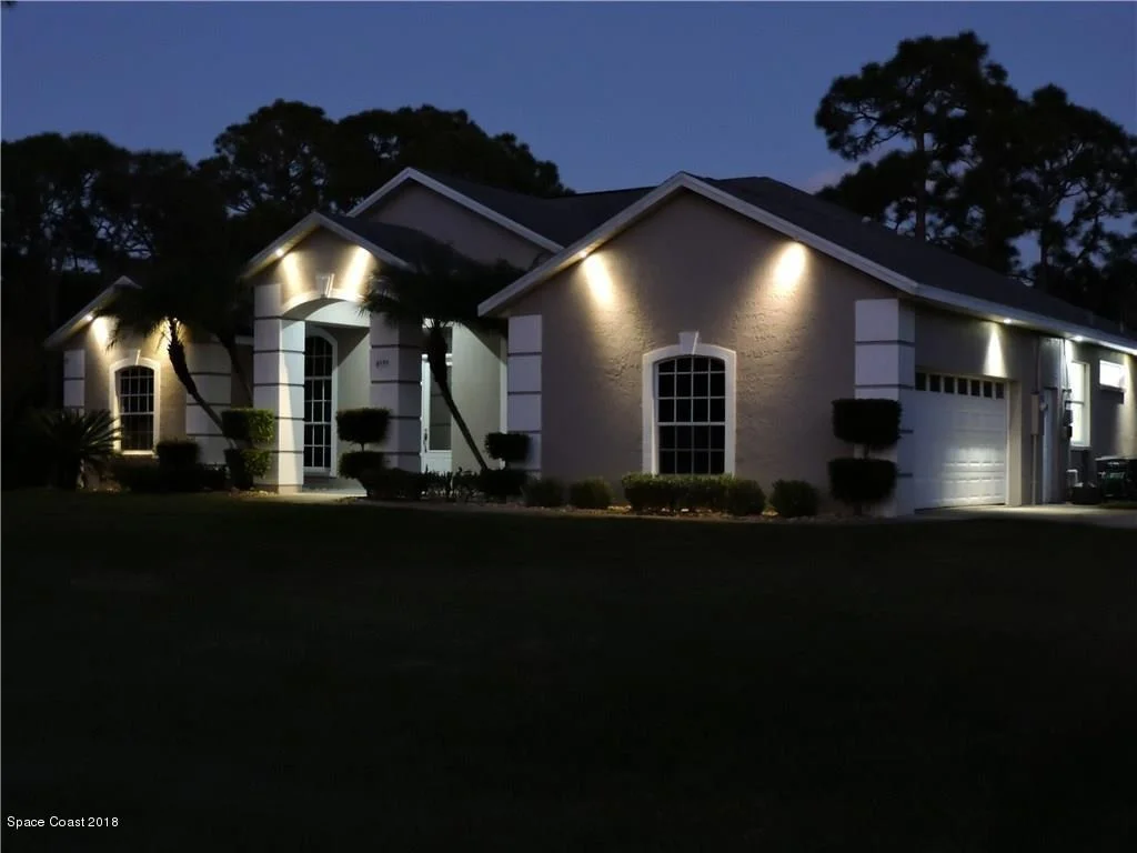 Photo of 6595 Indian River Boulevard