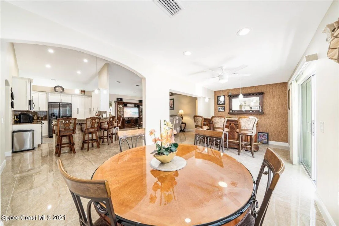 Photo of 367 Abello Road SE