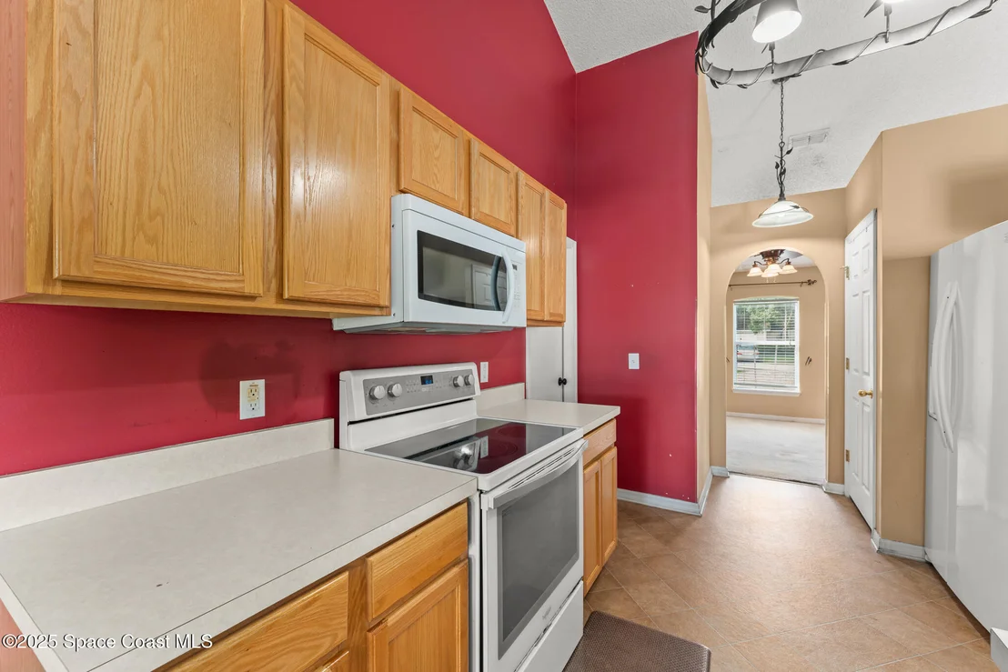 Photo of 6200 Edison Street