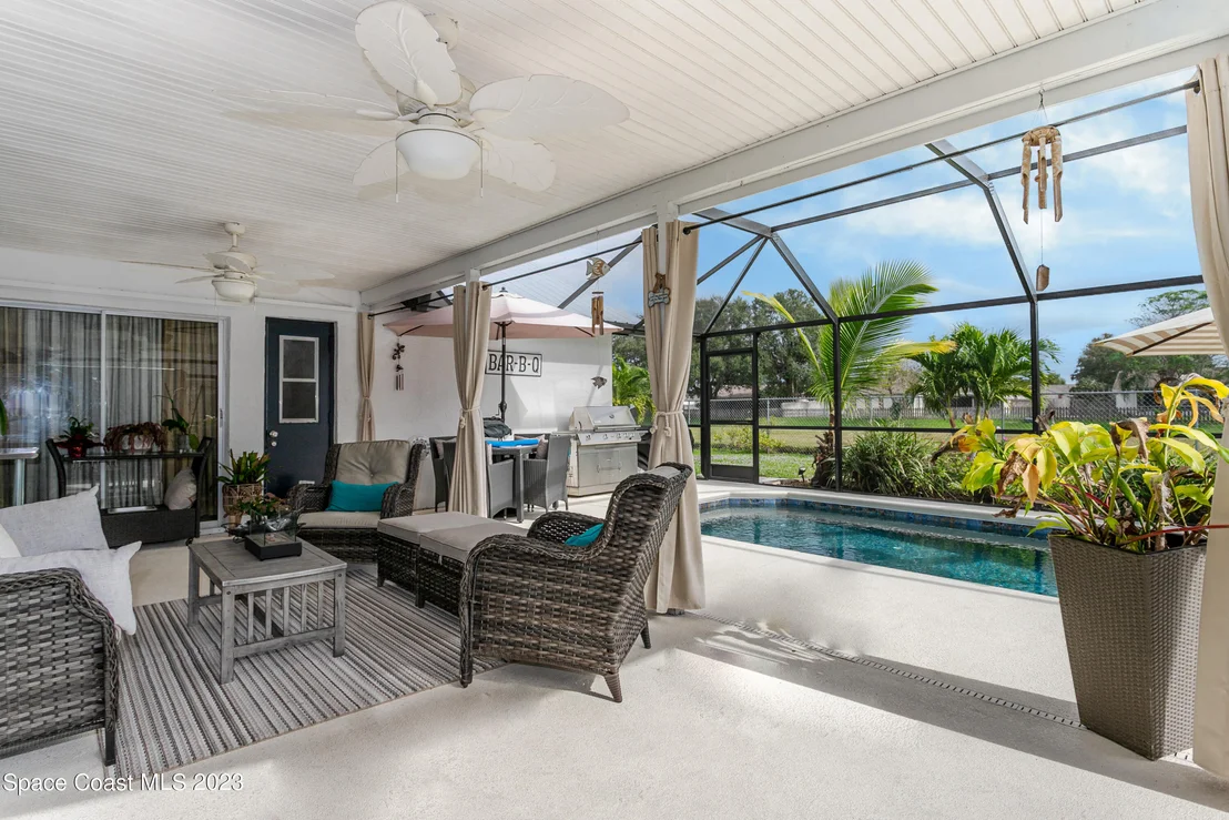 Photo of 2553 Nobility Avenue