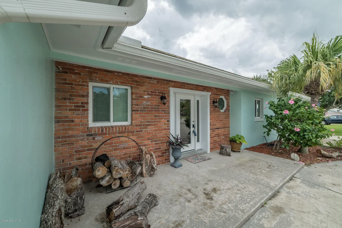 Photo of 1131 Rivermont Drive