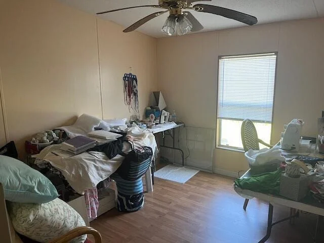 Photo of 557 Vivian Drive