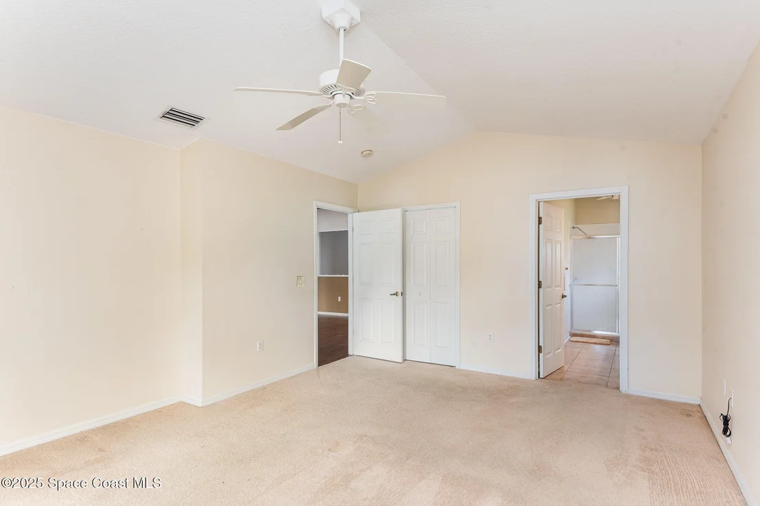 Photo of 2597 Addington Circle
