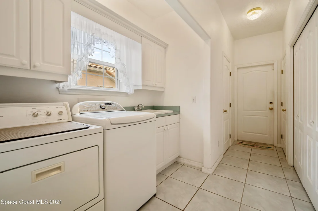 Photo of 970 Palm Brook Drive