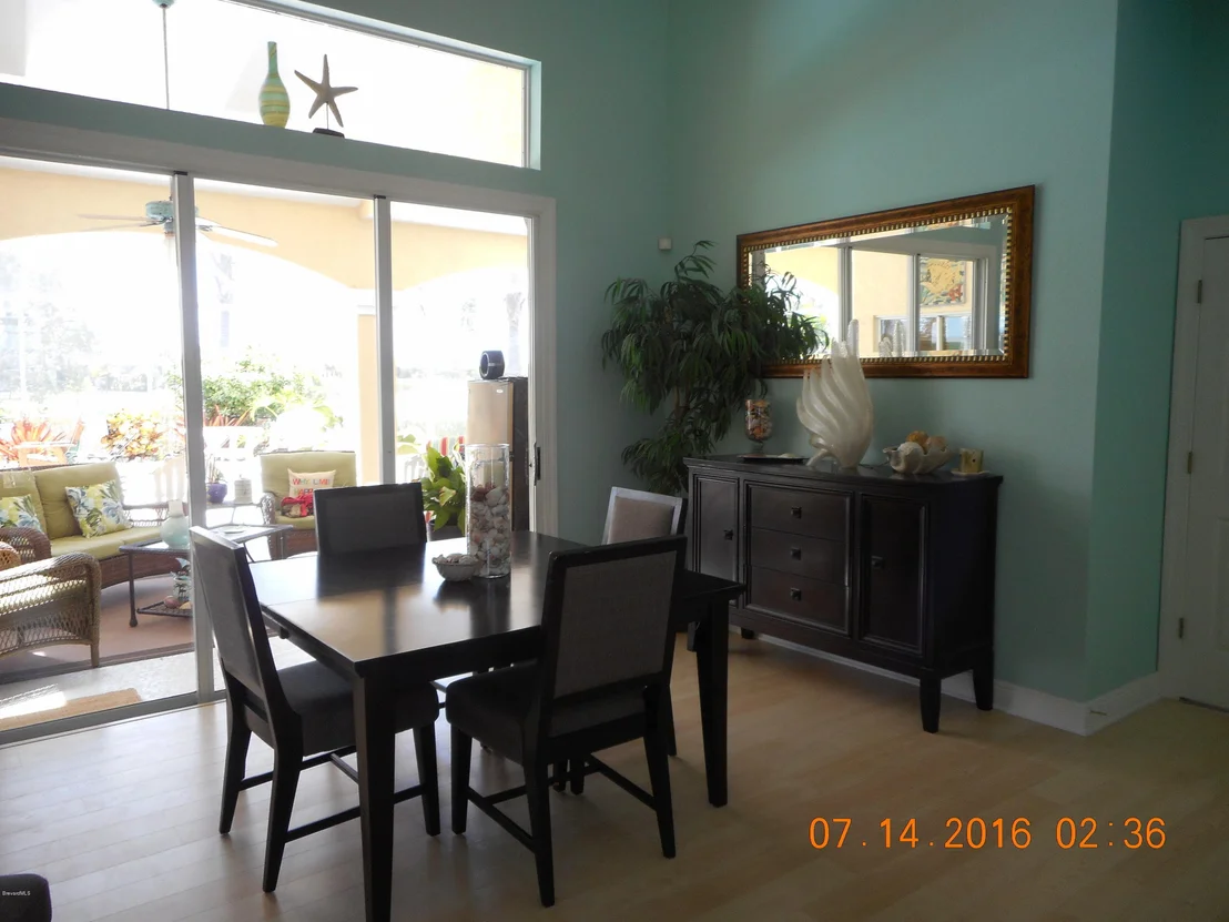 Photo of 897 Belmont Place