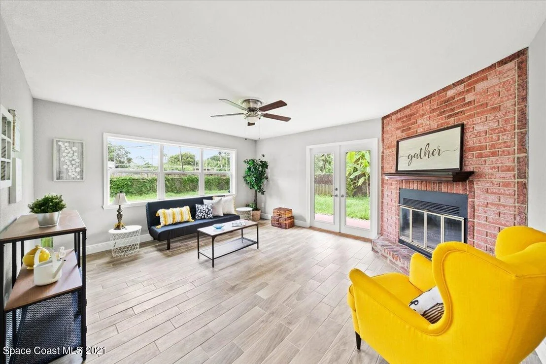 Photo of 900 Temple Drive