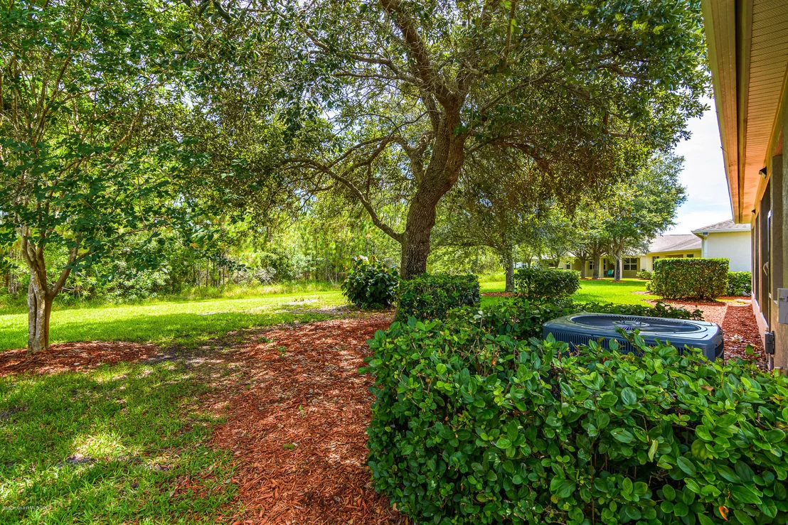 Photo of 331 Gardendale Circle SE