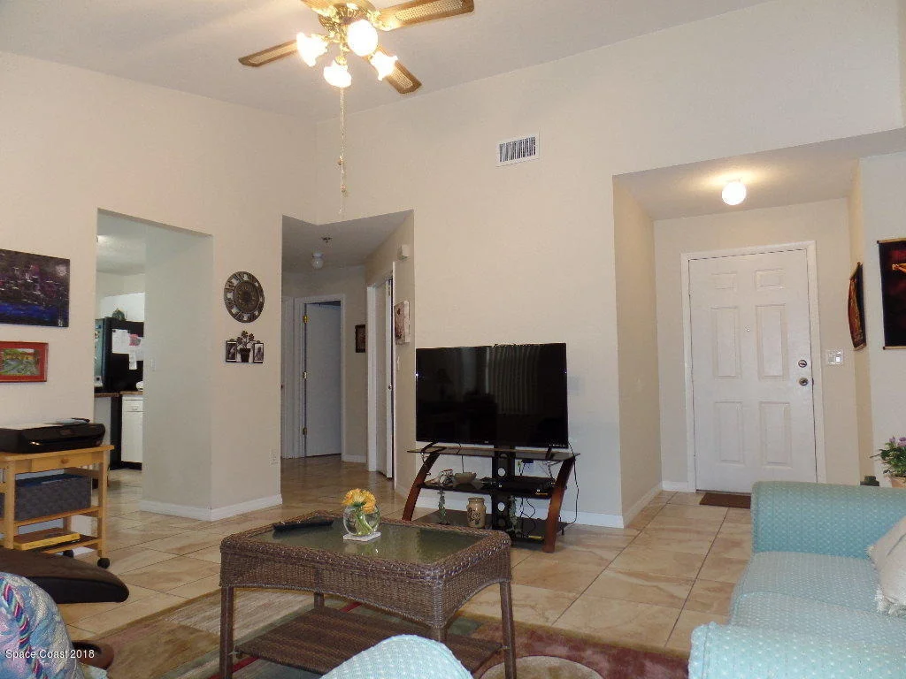 Photo of 1109 Goldenrod Circle NE