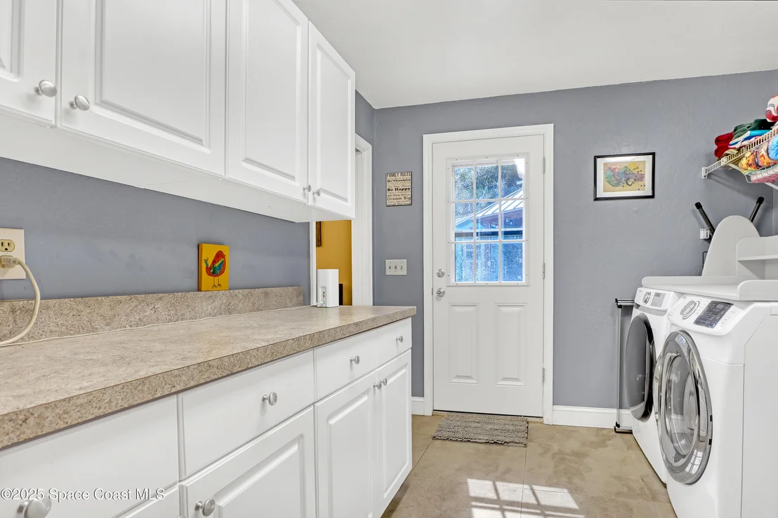 Photo of 54 W Bay Drive