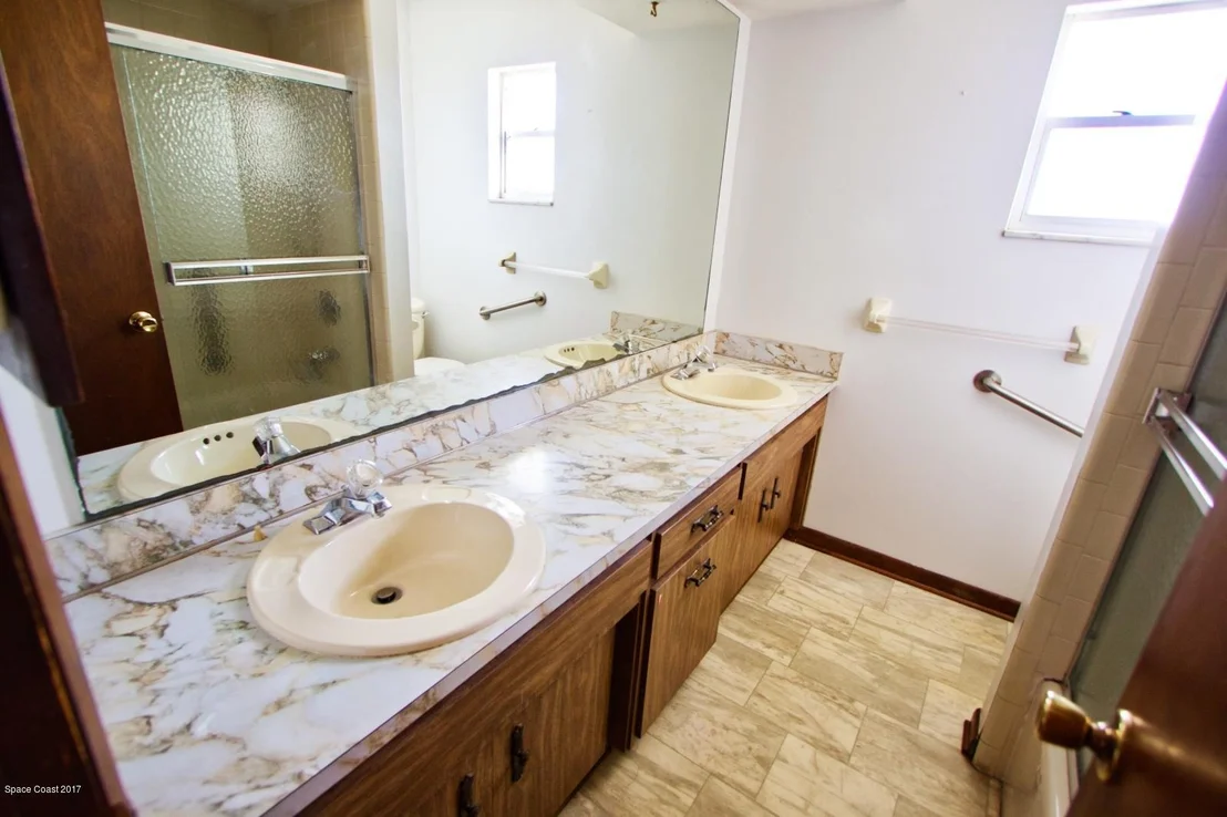 Photo of 735 Verbenia Drive
