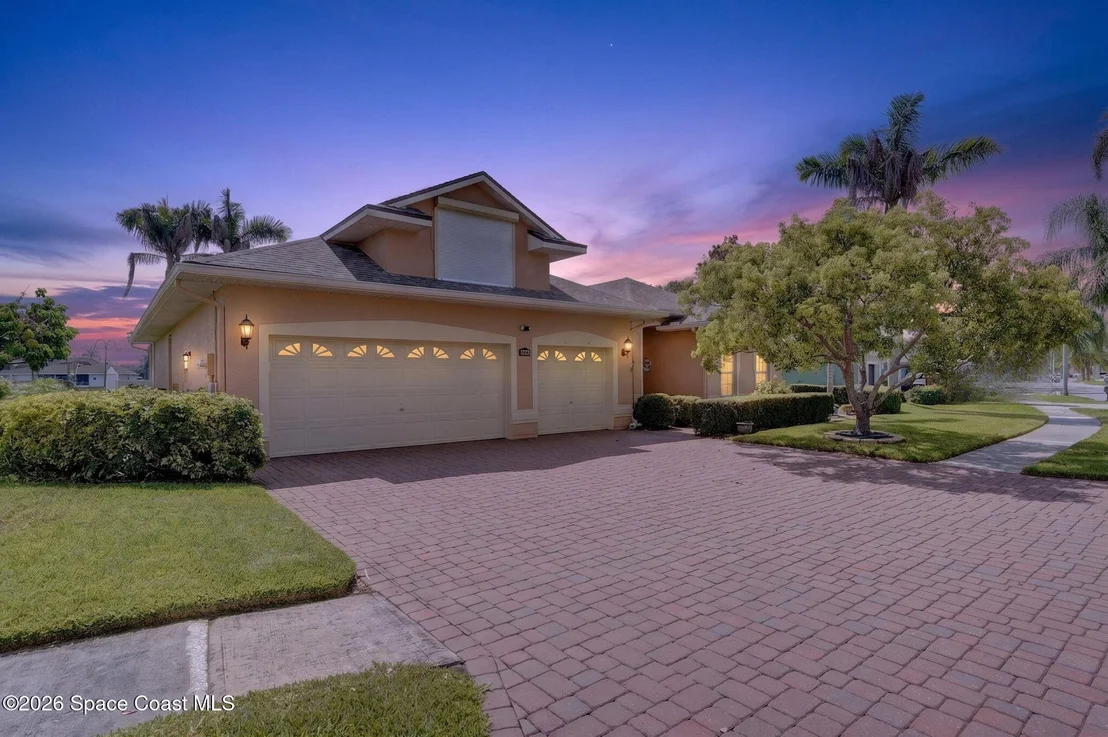 Photo of 1871 Thesy Drive