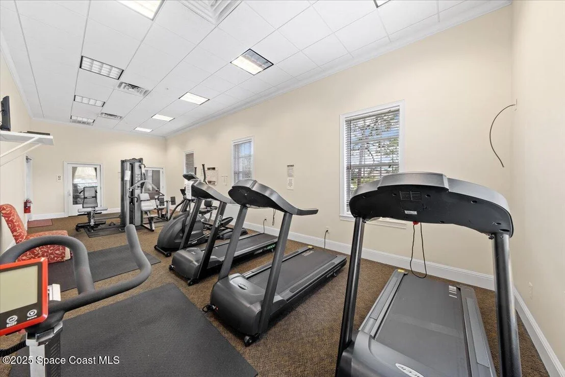 Photo of 2100 Windbrook Drive SE