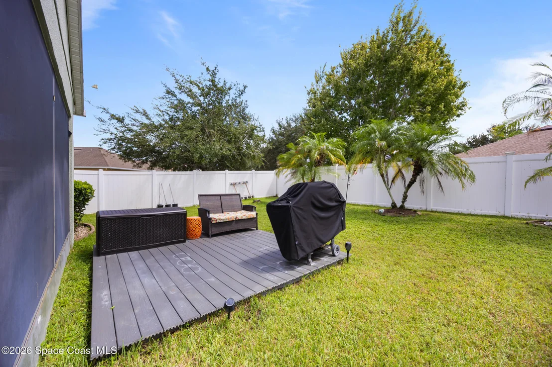 Photo of 1465 Litchfield Drive