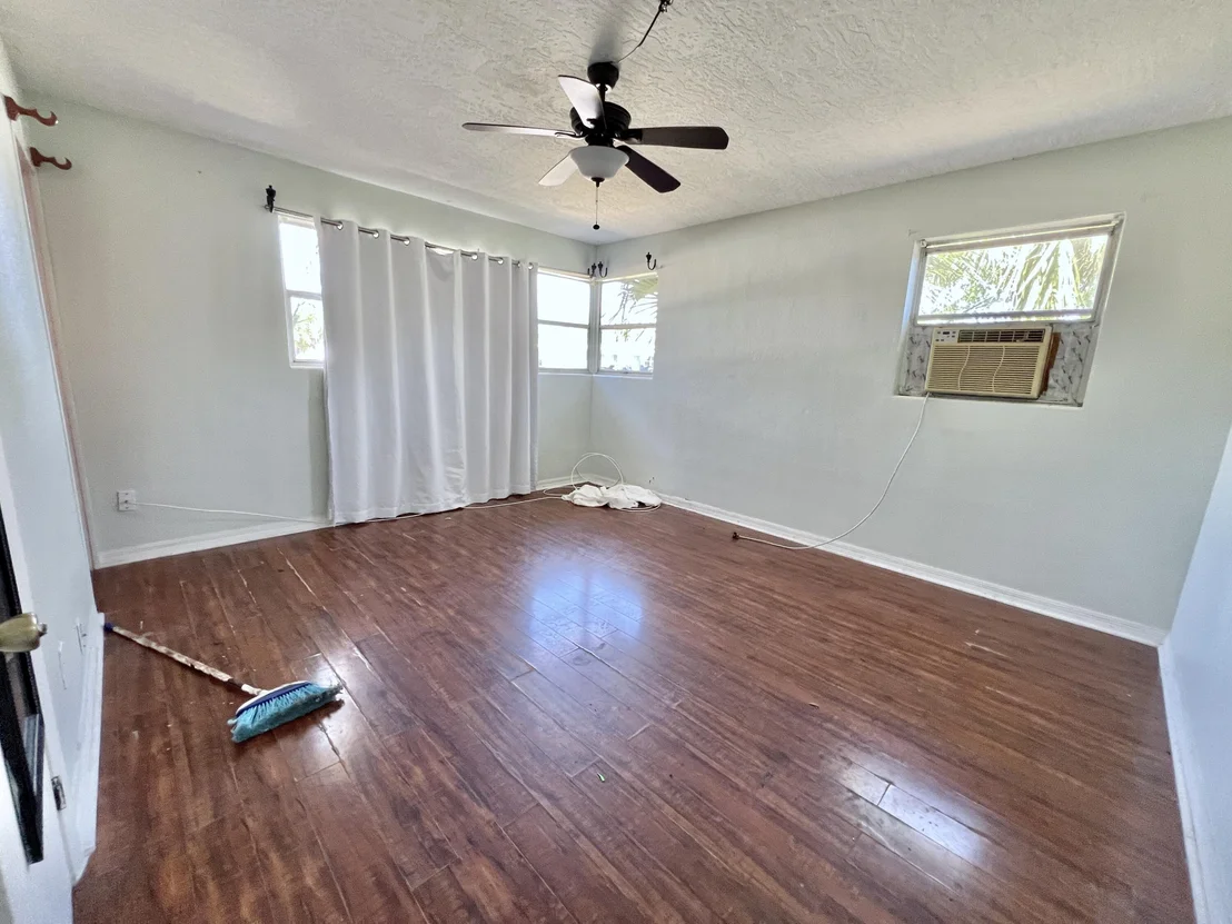 Photo of 1215 Alamanda Lane