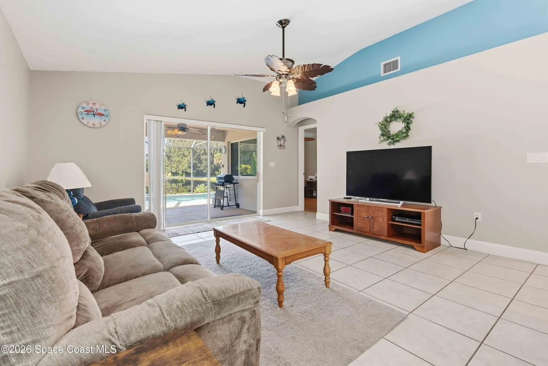Photo of 1415 Modoc Circle