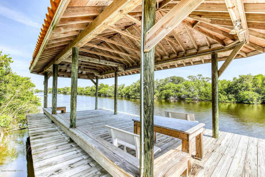 Photo of 274 Lanternback Island Drive