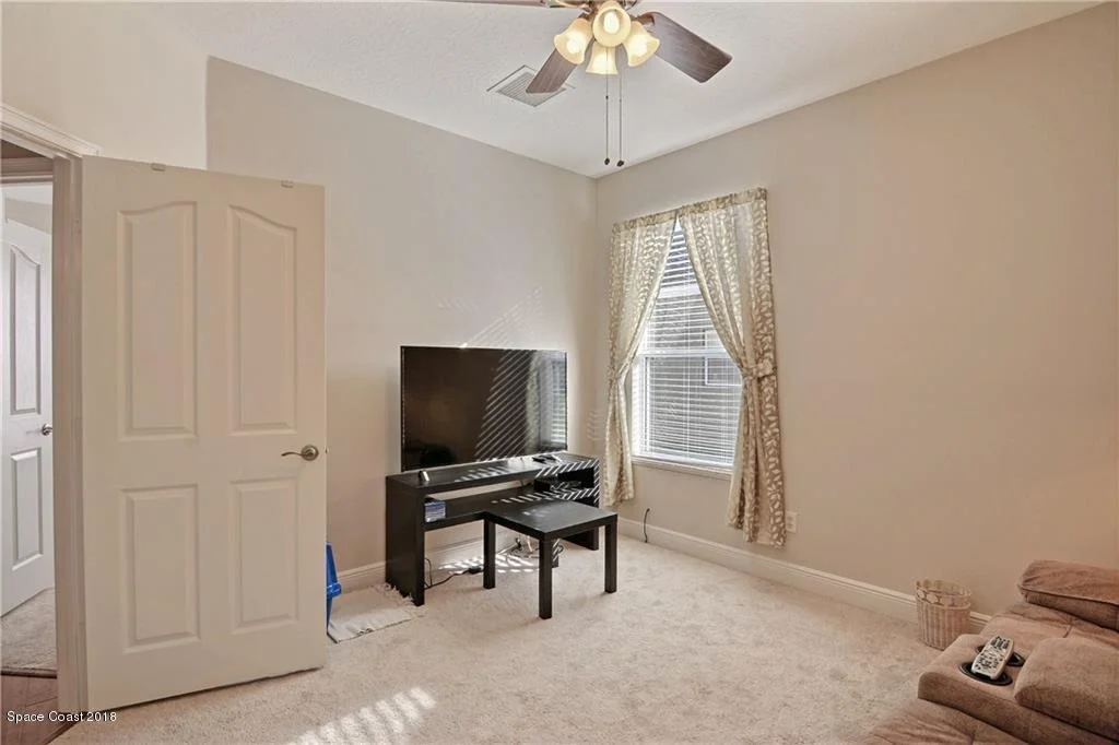 Photo of 110 Amherst Lane