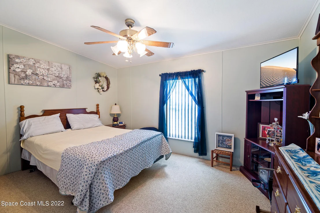 Photo of 404 Outer Drive