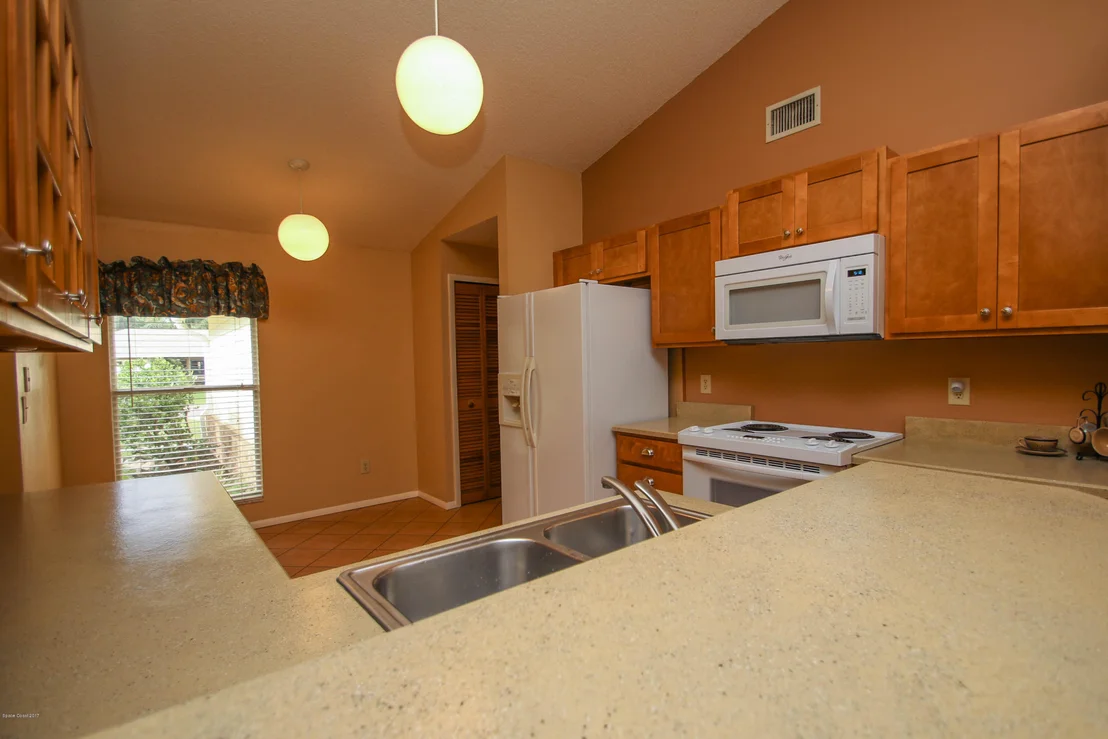 Photo of 5251 Sanbourne Street