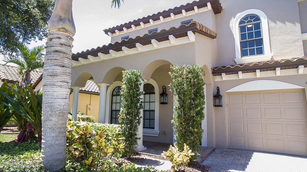 Photo of 718 Monterey Drive
