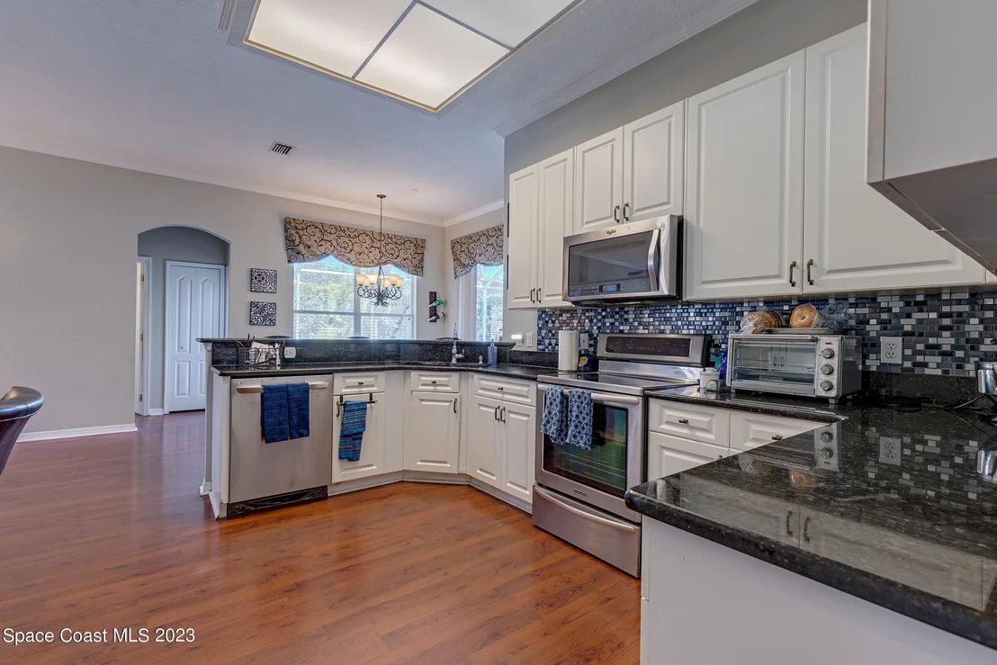 Photo of 832 Carriage Hill Road