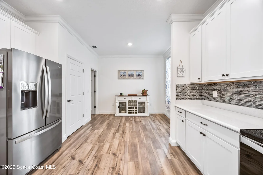 Photo of 880 Covington Court