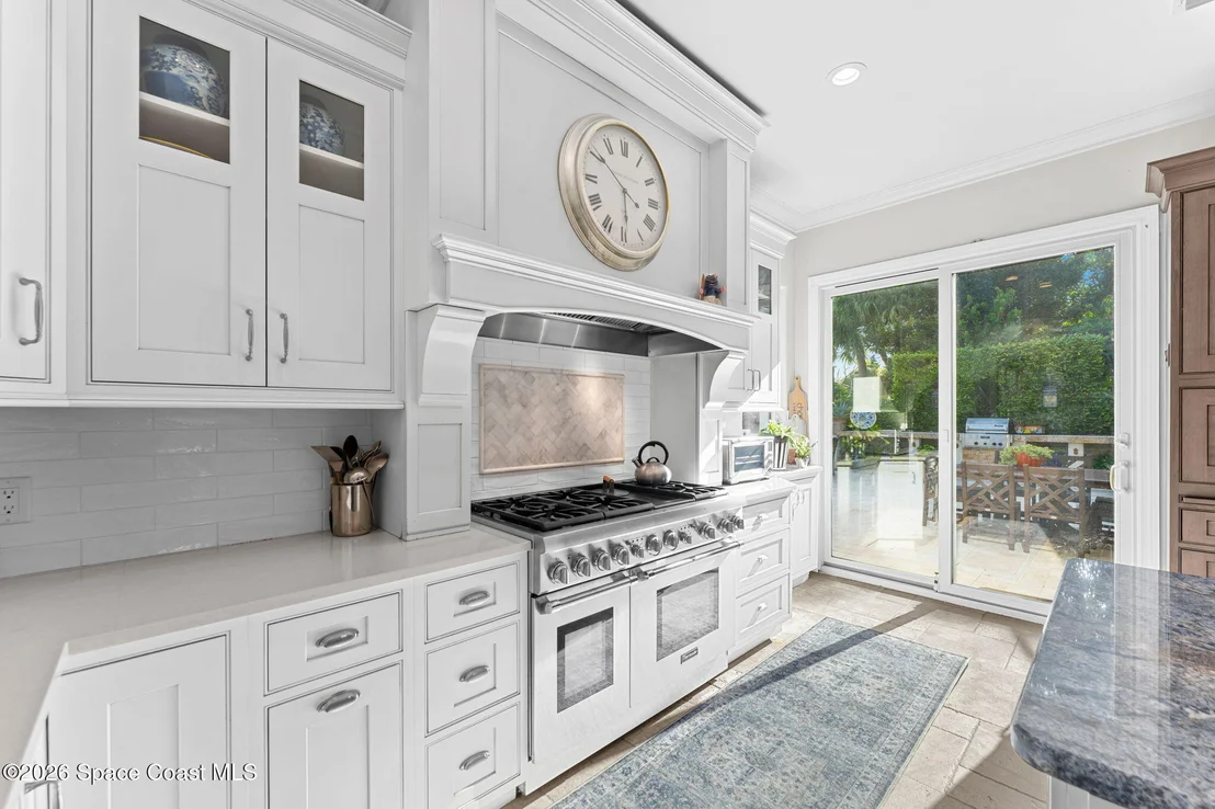 Photo of 339 Cocoa Avenue