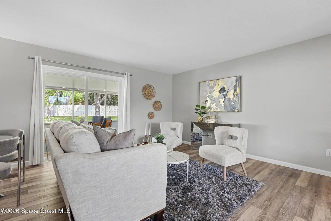 Photo of 924 Gables Way