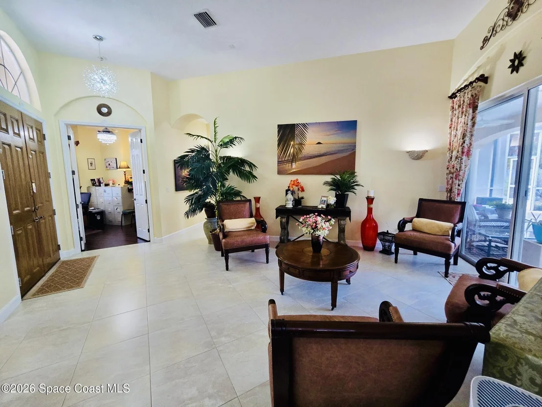 Photo of 336 Southampton Drive