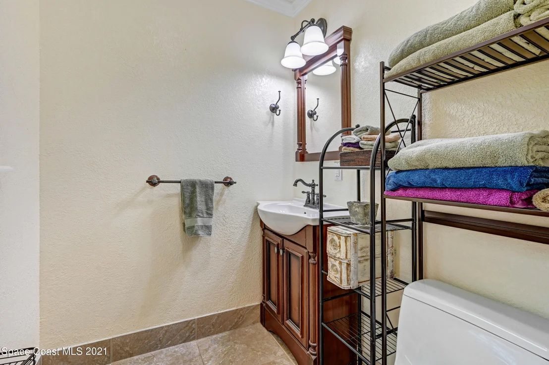 Photo of 2170 Ohio Street