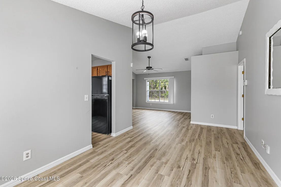 Photo of 220 Lanack Road SE