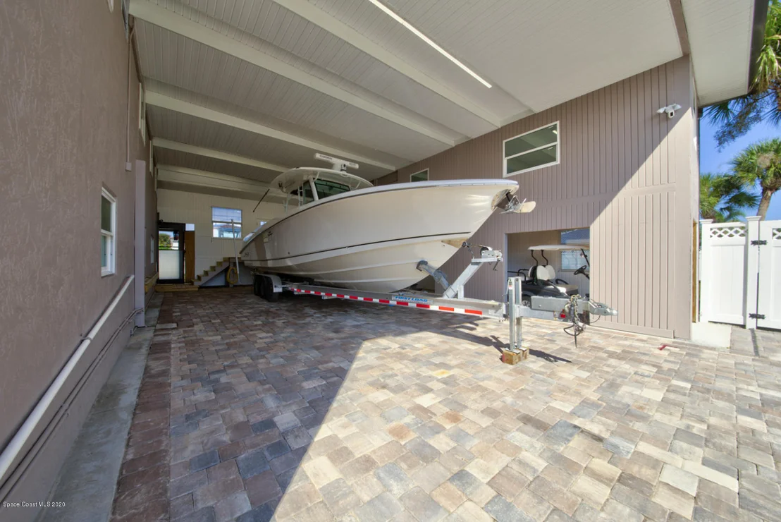 Photo of 260 Richards Road