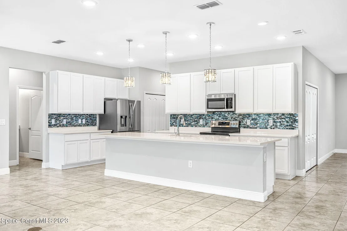 Photo of 3521 Breezy Point Lane