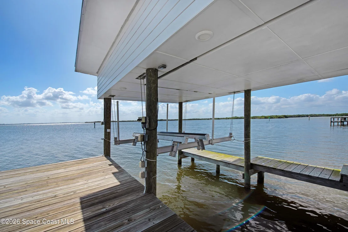 Photo of 93 W Bay Drive